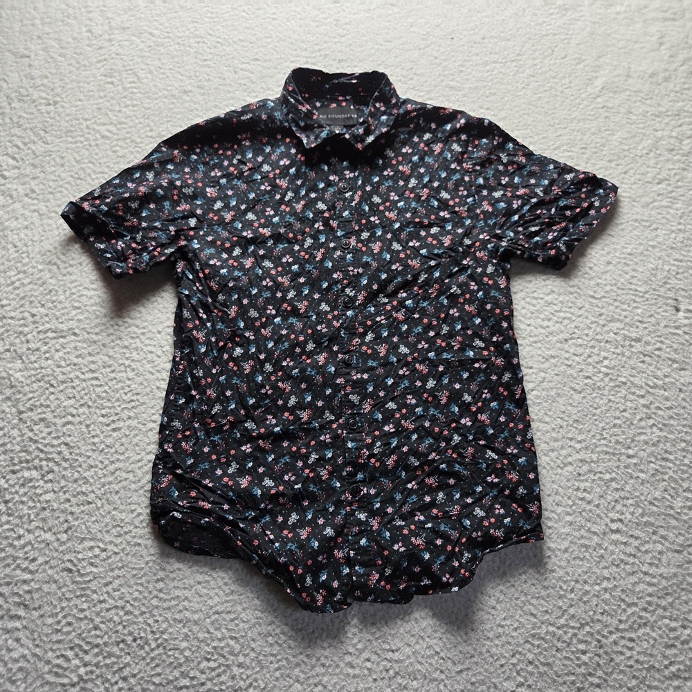 No Boundaries Shirt Mens Small Black Floral Short Sleeve Button-Up Casual